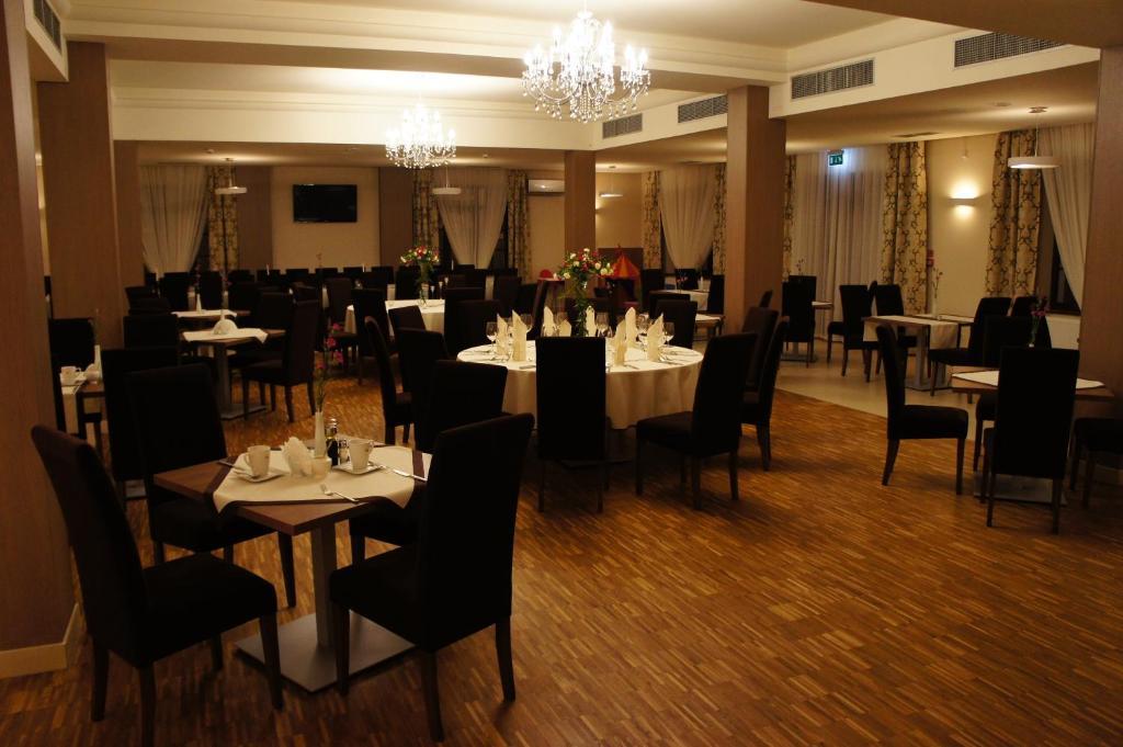 Hotel Camelot Szczawno-Zdroj Luaran gambar