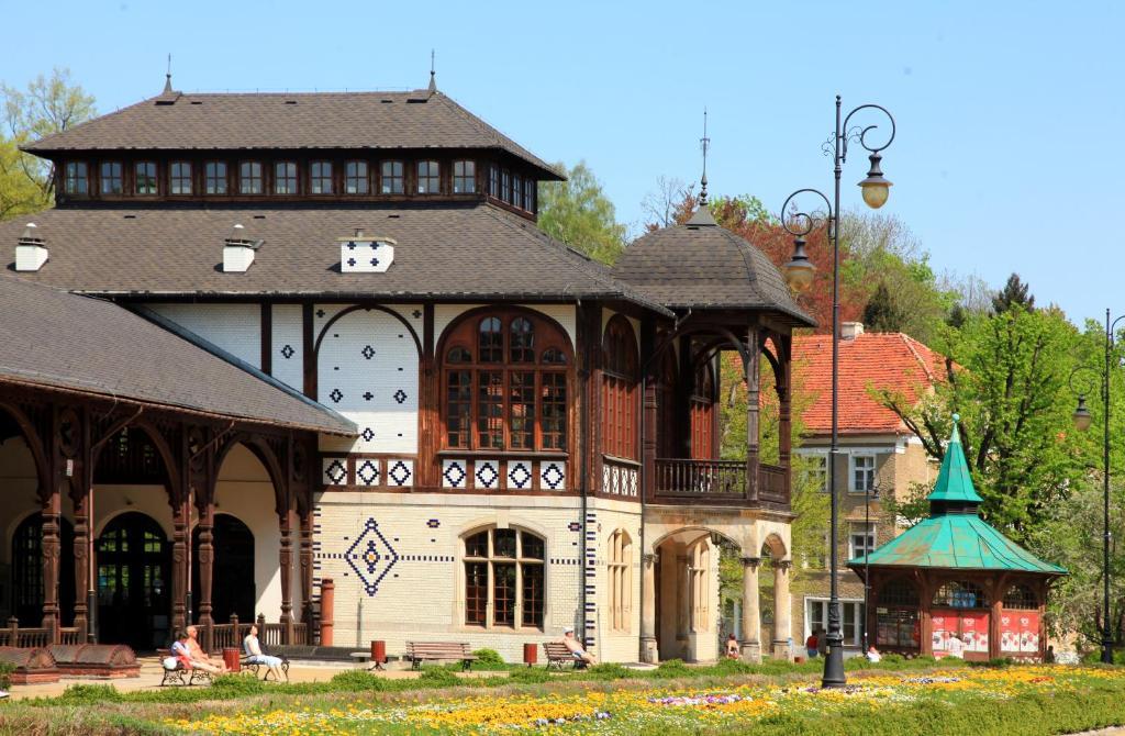Hotel Camelot Szczawno-Zdroj Luaran gambar